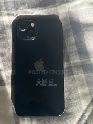 Apple iPhone 13 128 GB