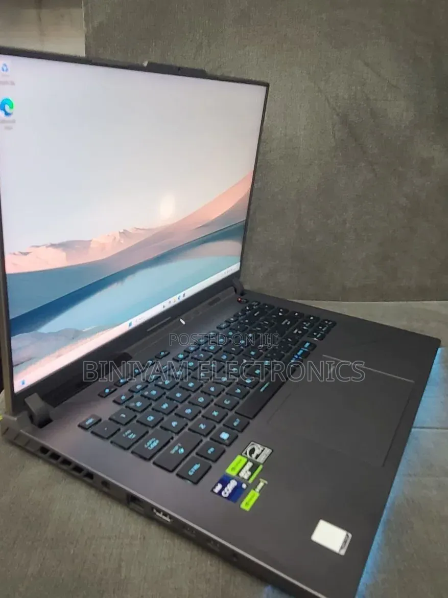 New Laptop Asus ROG Strix G16 G614 16GB Intel Core i9 SSD 1T