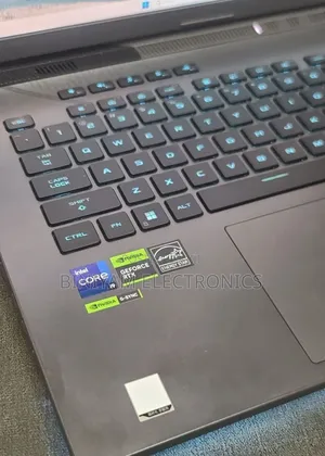 New Laptop Asus ROG Strix G16 G614 16GB Intel Core i9 SSD 1T