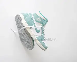 Air Jordan 1 High