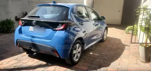Toyota Yaris 2021 Blue