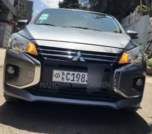 Mitsubishi Attrage 2022 Gray
