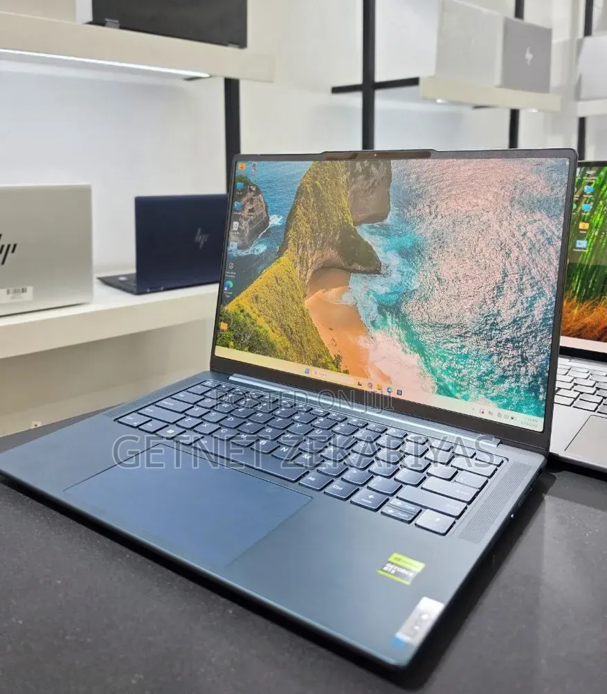 New Laptop Lenovo Yoga 3 32GB AMD Ryzen 7 SSD 512GB