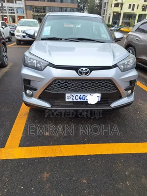 Toyota Raize 2023 Silver