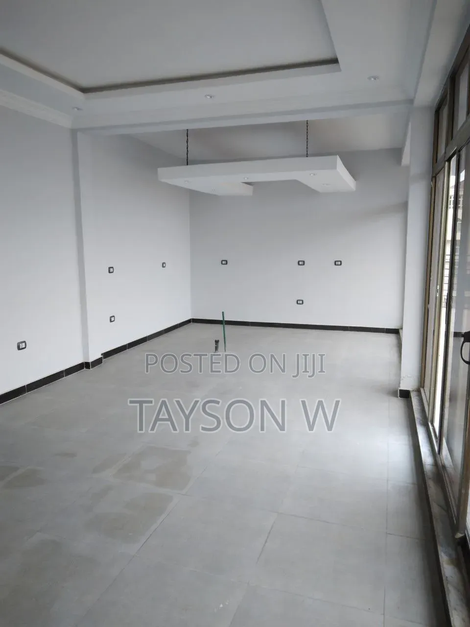12bdrm House in Addis Ababa Semit, Bole for sale
