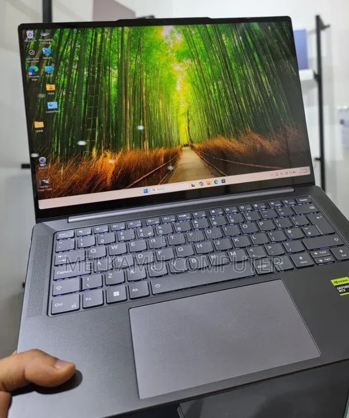 New Laptop Lenovo Legion Y530 32GB AMD Ryzen 7 SSD 1T
