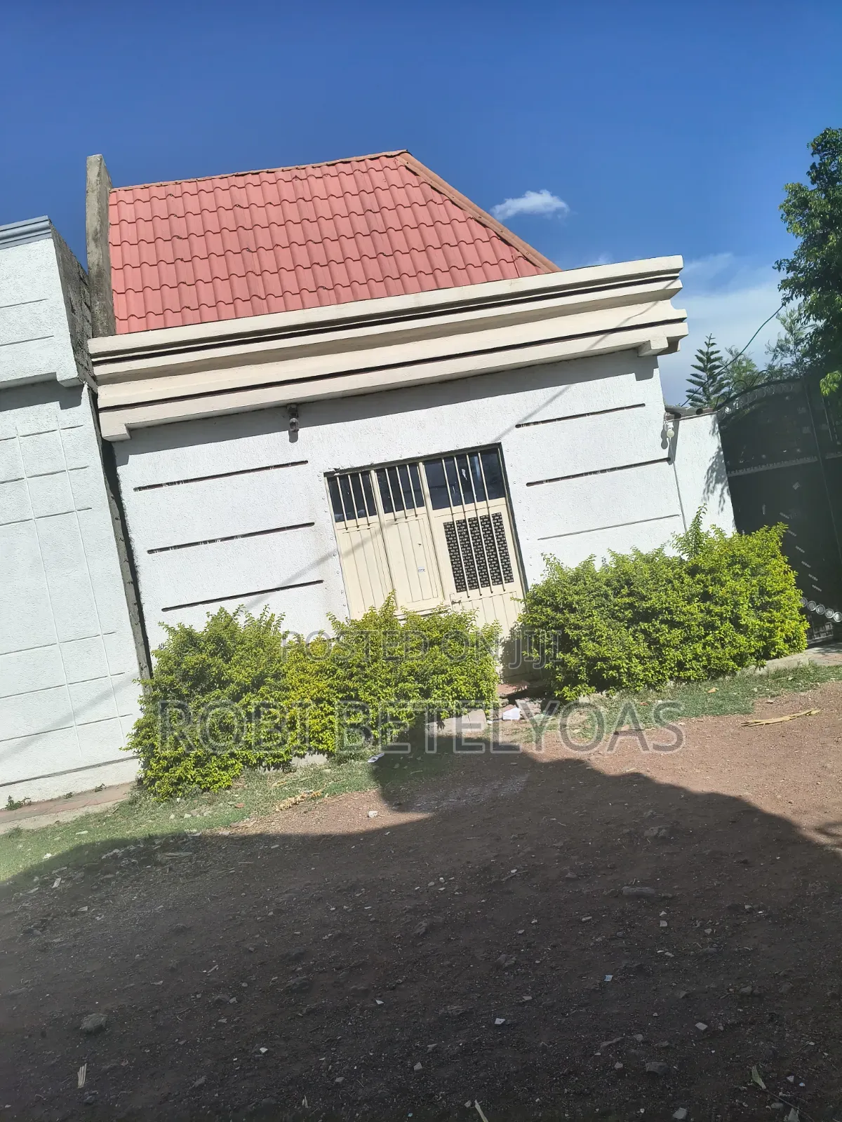 Furnished 5bdrm House in Villa, East Shewa for sale