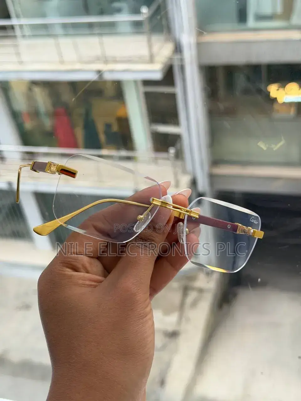 Italian Style Quality Crafted Sunglasses With Elegance Durability