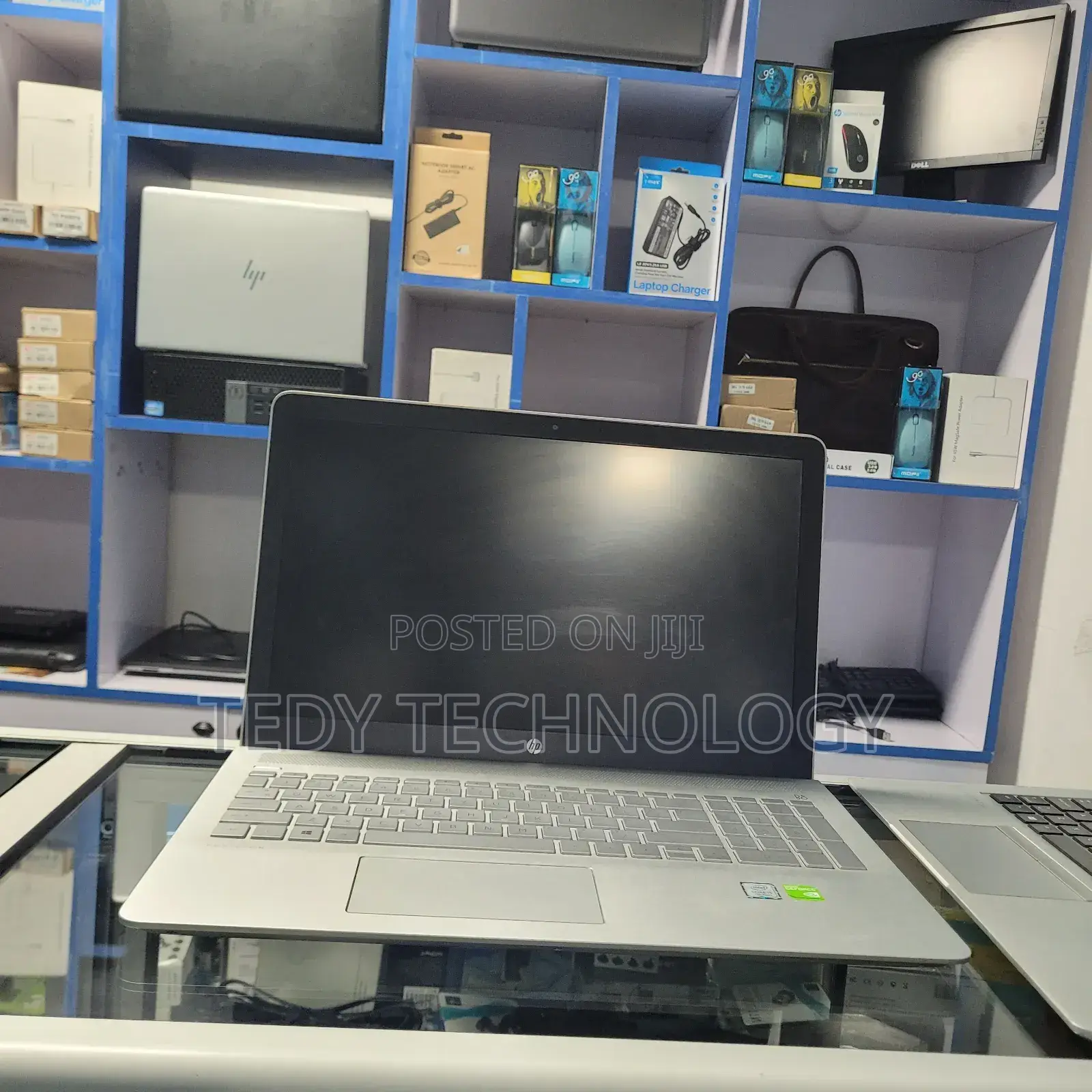 Laptop HP Pavilion 15 8GB Intel Core i5 HDD+SSD 128GB