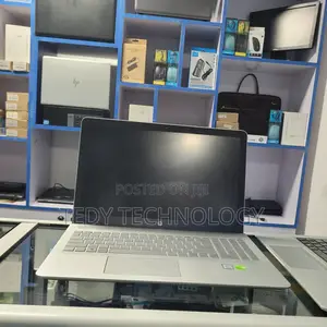 Laptop HP Pavilion 15 8GB Intel Core i5 HDD+SSD 128GB
