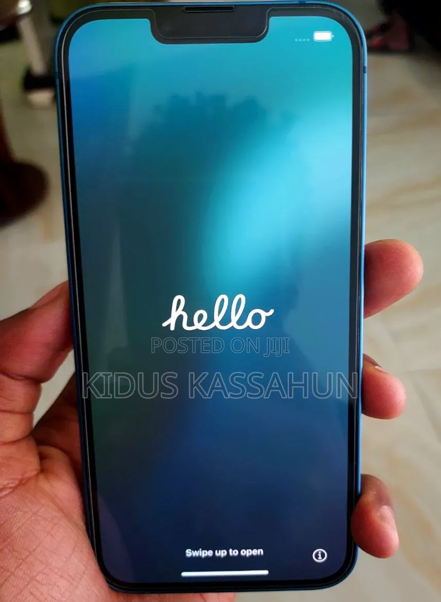 New Apple iPhone 13 128 GB Blue