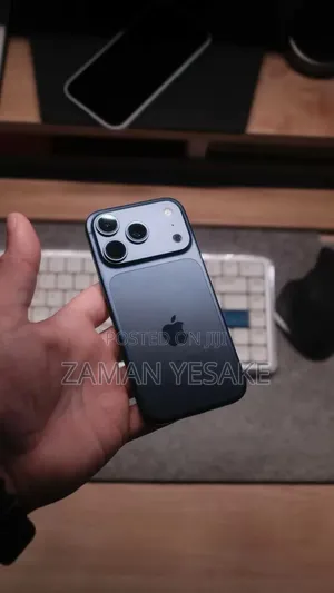 New Apple iPhone 17 Pro 256 GB Blue