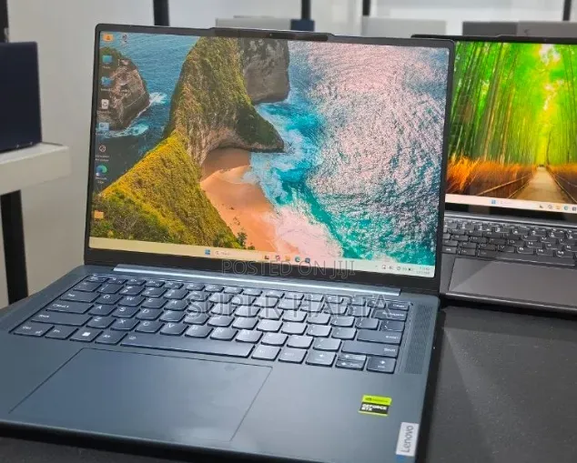 New Laptop Lenovo Yoga 2 32GB AMD Ryzen 7 SSD 512GB