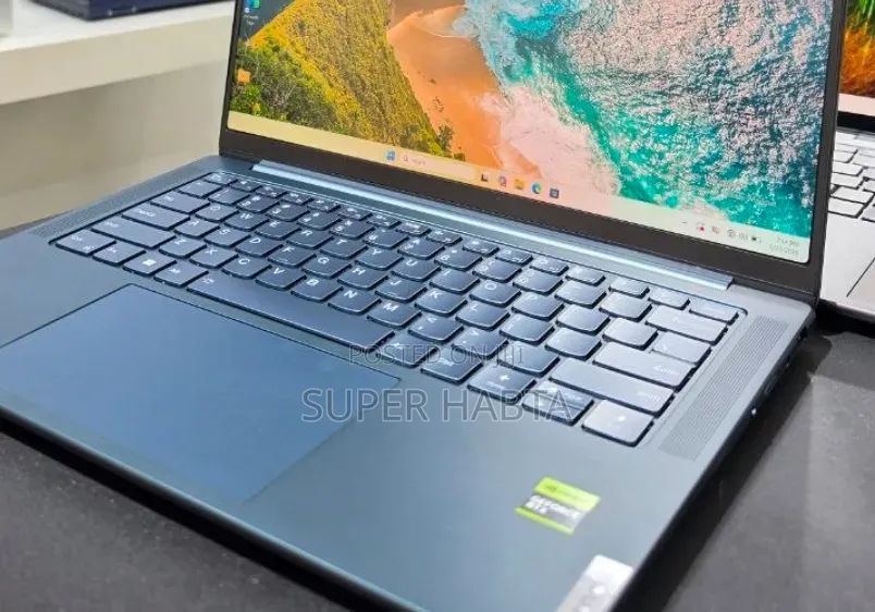New Laptop Lenovo Yoga 2 32GB AMD Ryzen 7 SSD 512GB