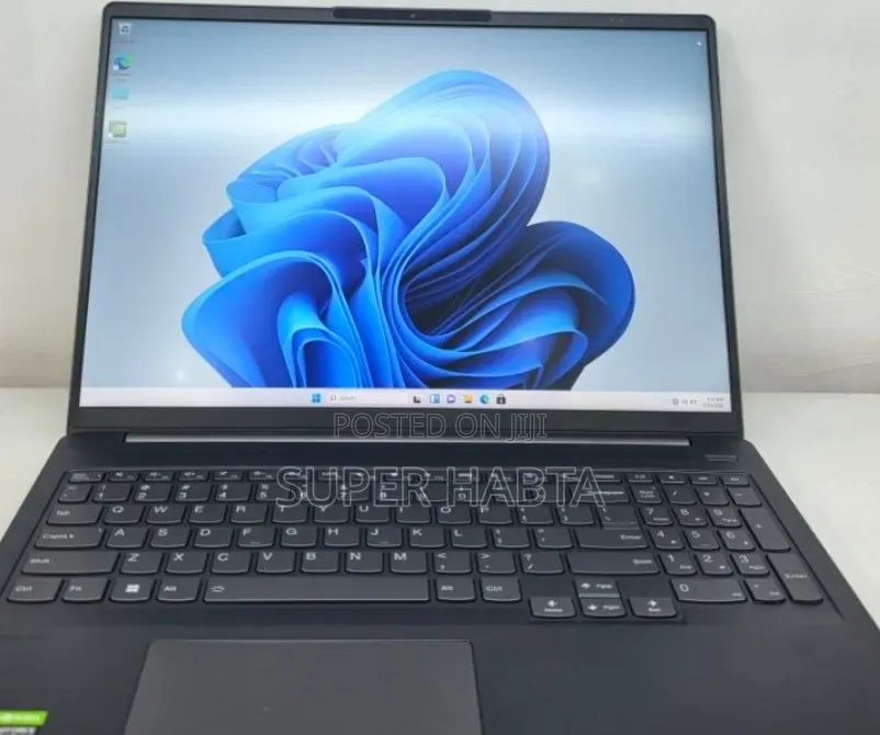 New Laptop Lenovo IdeaPad 1 16GB AMD Ryzen 7 SSD 512GB