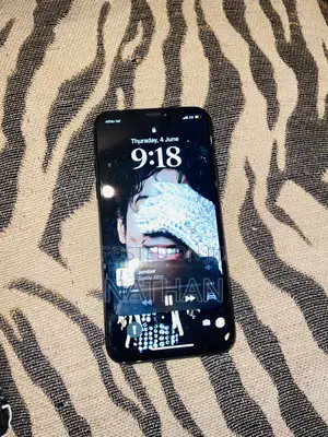 Apple iPhone X 64 GB Black