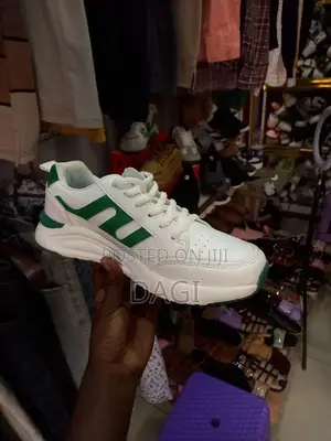 Adidas Fashion White Shoes