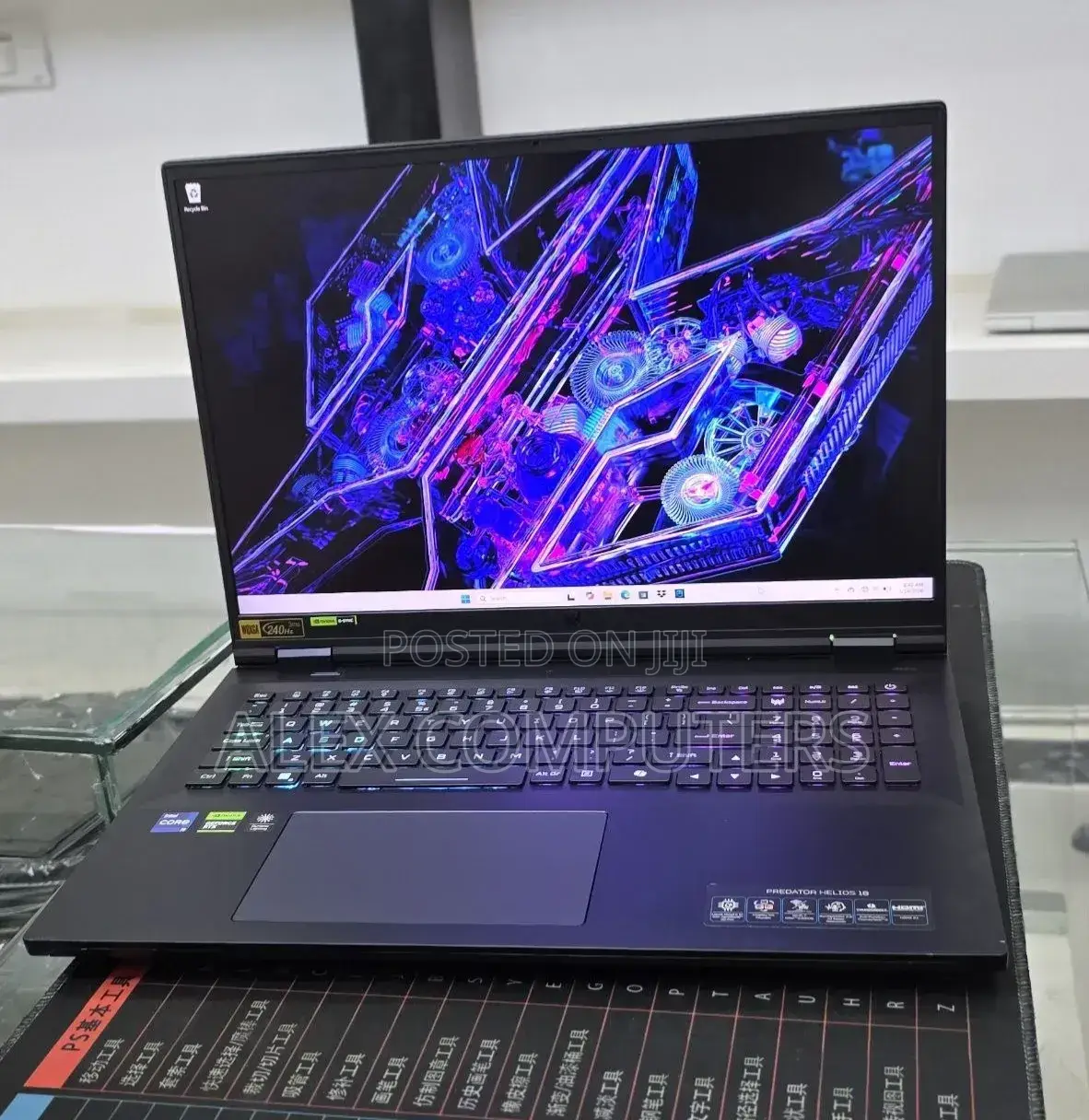 New Laptop Acer Predator Helios 18 PH18-71 32GB Intel Core i9 SSD 1T