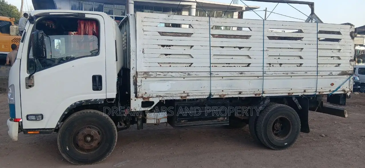 2015 Isuzu Obama