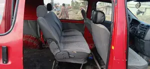 Toyota HiAce 2006 Red