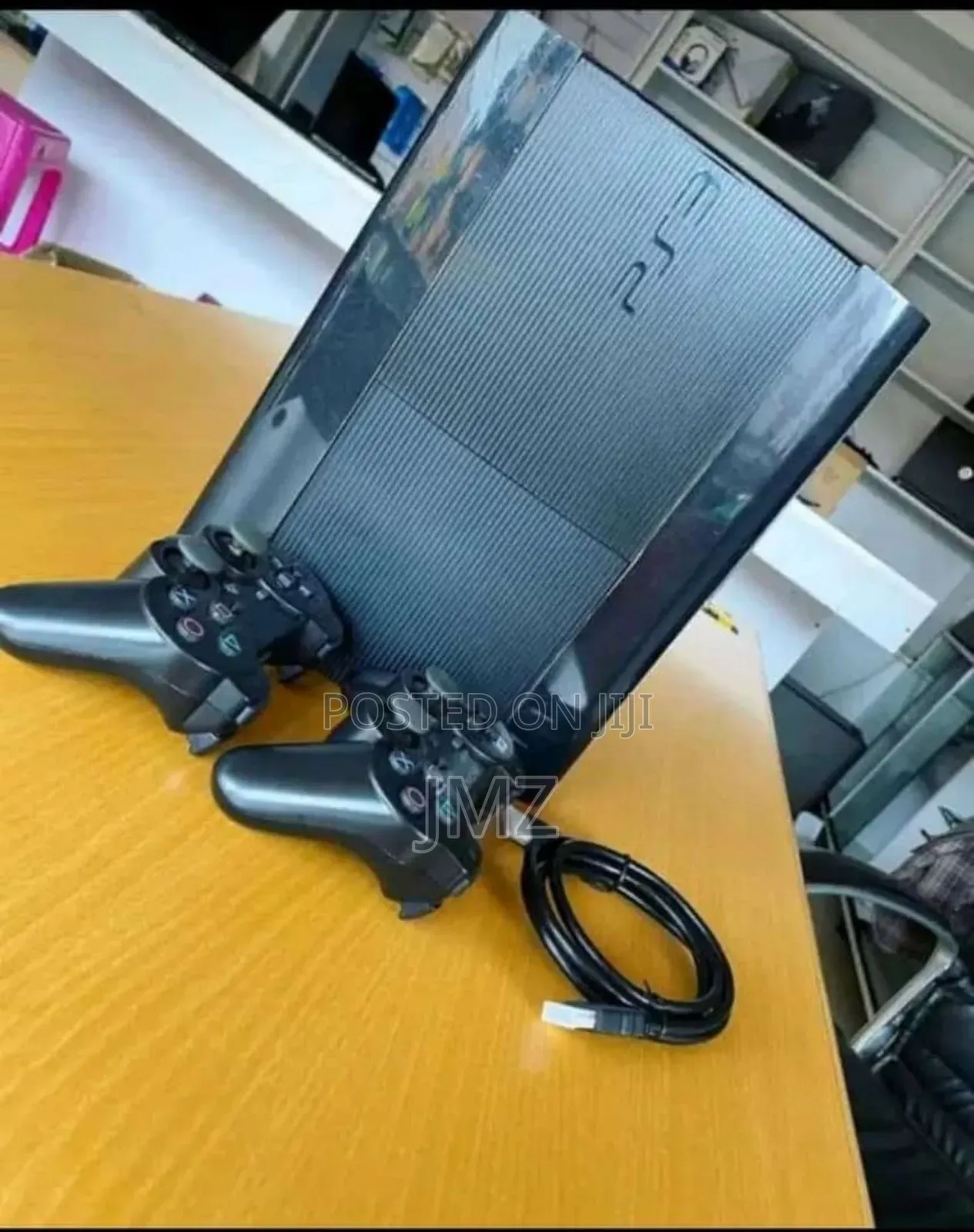 Playstation 3 Super Slim , 500gb Jailbreak , 2 Joystick