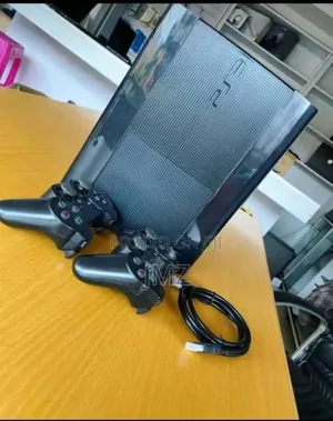 Playstation 3 Super Slim , 500gb Jailbreak , 2 Joystick