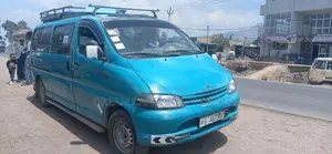 Toyota HiAce 1997 Blue