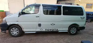 Toyota HiAce 2011 White