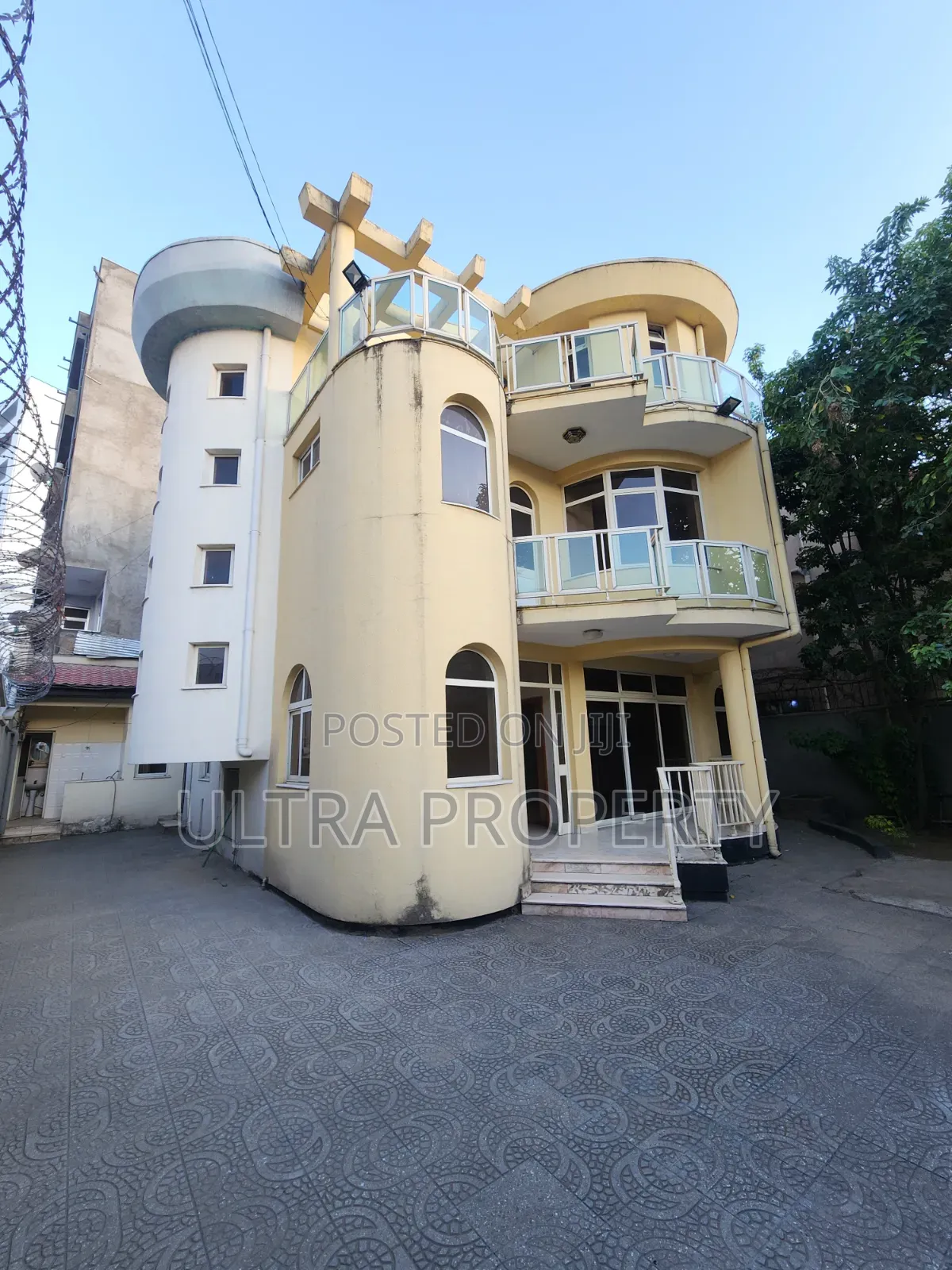 7bdrm House in Bole for rent