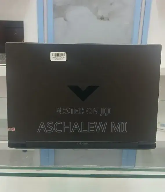 New Laptop HP Victus 16 16GB Intel Core i7 SSD 1T