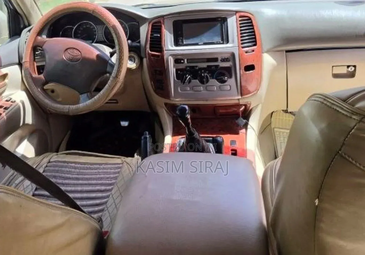 Toyota Land Cruiser 100 4.2 TD 2004 Blue