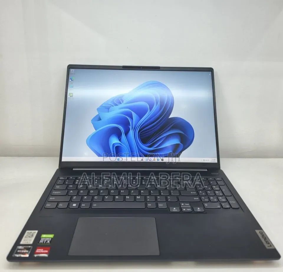 New Laptop Lenovo 16GB AMD Ryzen 7 SSD 512GB