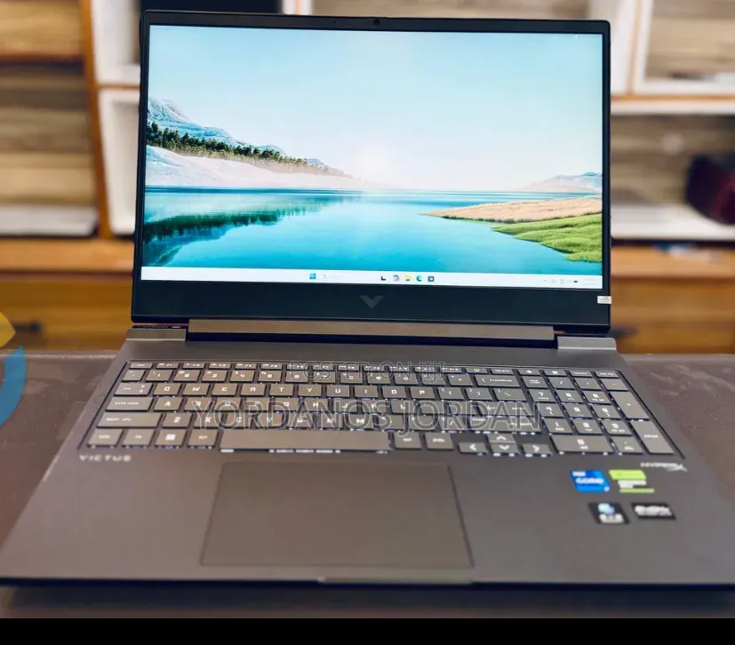 New Laptop HP Victus 16 16GB Intel Core i7 SSD 1T