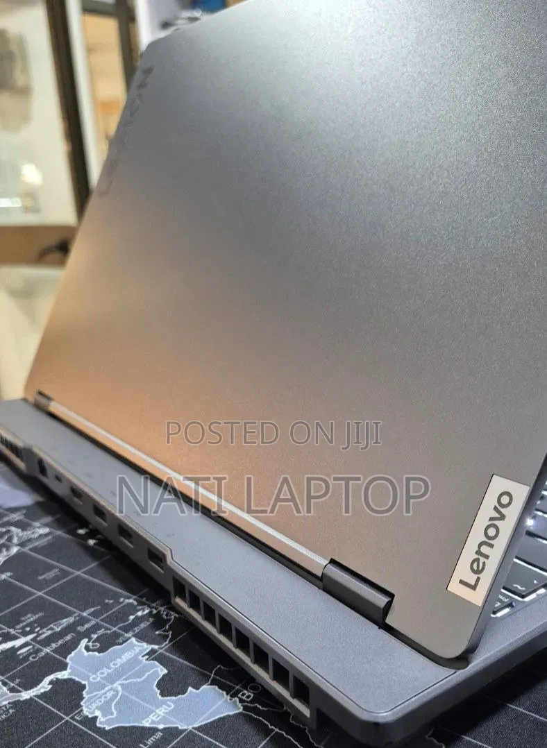 New Laptop Lenovo Legion 5 16GB AMD Ryzen 7 SSD 512GB