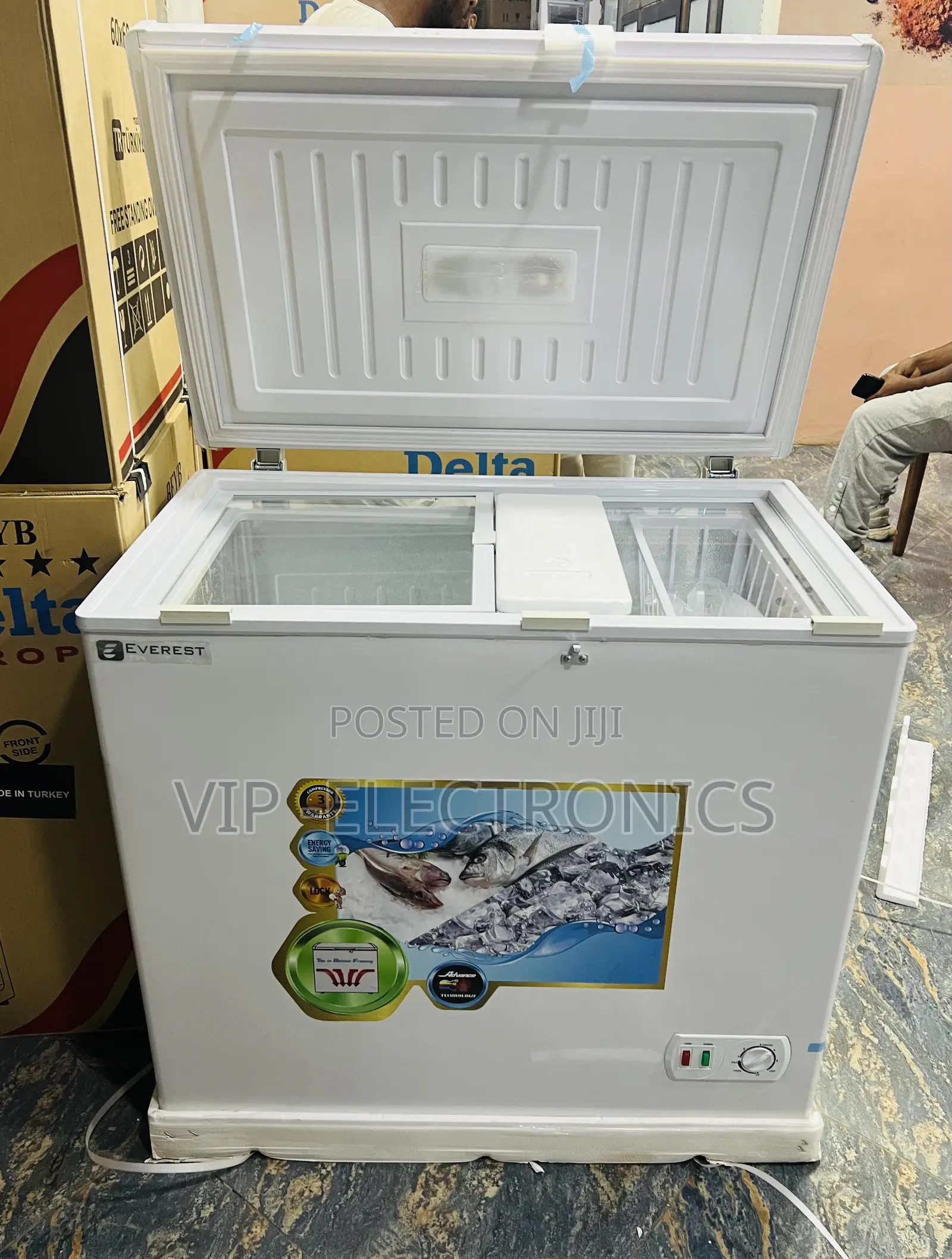 Everest Chest Freezer 260– Energy Efficient Deep Freezer for Home