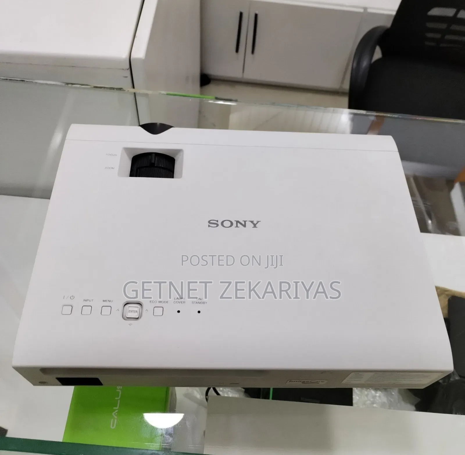 Eepson Projecter
