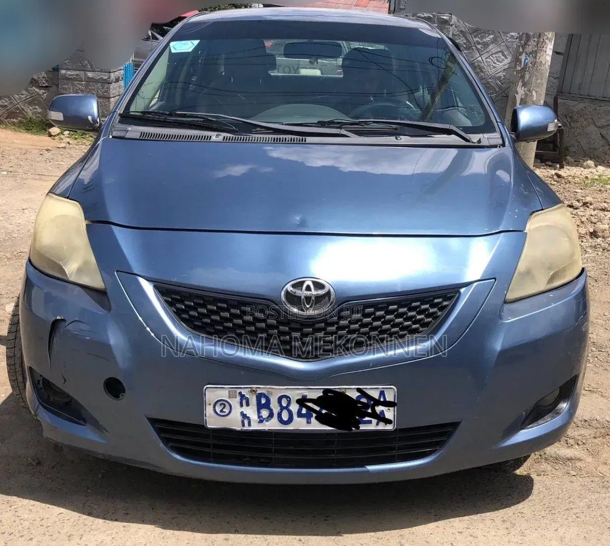 Toyota Belta 2011 Blue