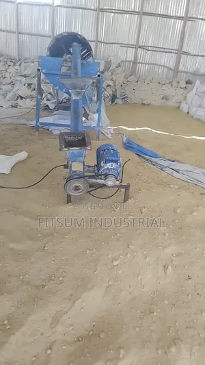 Screw Conveyor ስክሩ ለተለያዪ ዱቄቶች ማጓጓዣ