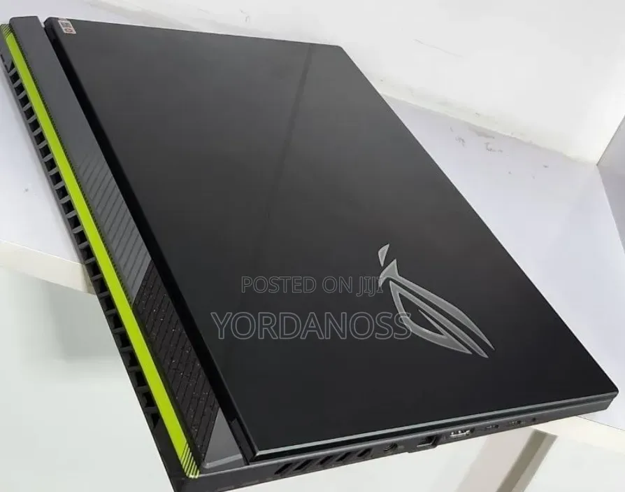 New Laptop Asus ROG Strix G16 G614 16GB Intel Core i9 SSD 1T