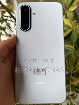 New Samsung Galaxy M17 5G 128 GB White