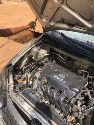 Toyota Corolla 2005 Gold