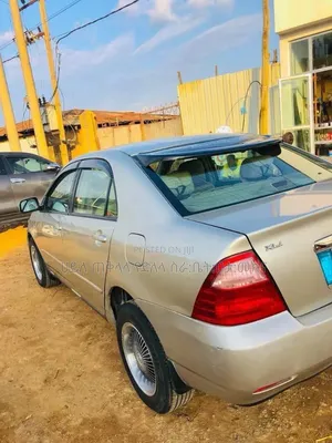 Toyota Corolla 2005 Gold