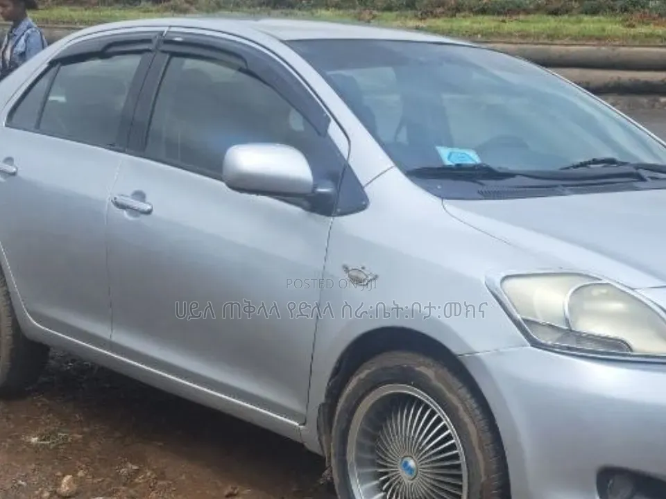 Toyota Yaris 2007 Off white