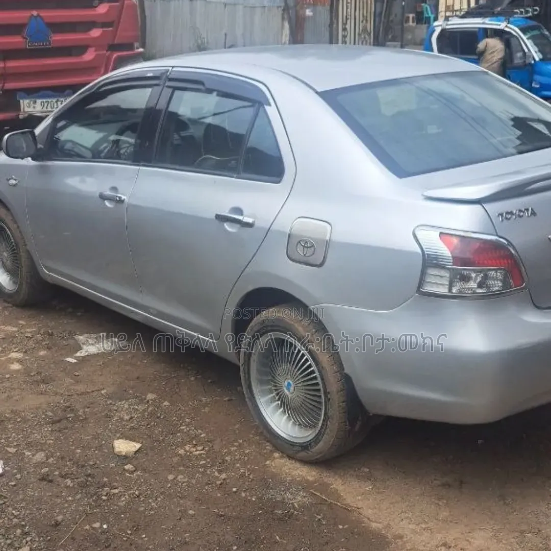 Toyota Yaris 2007 Off white