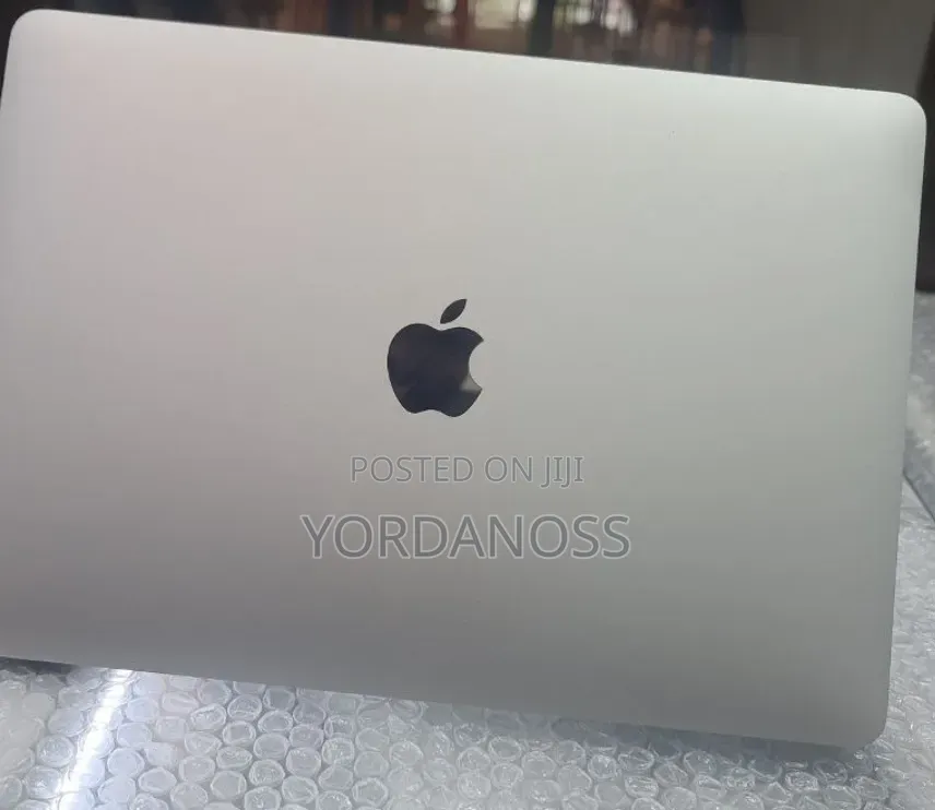 New Laptop Apple MacBook Air 2018 8GB Intel Core i5 SSD 128GB
