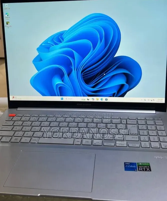 New Laptop Asus 16GB Intel Core i5 SSD 512GB