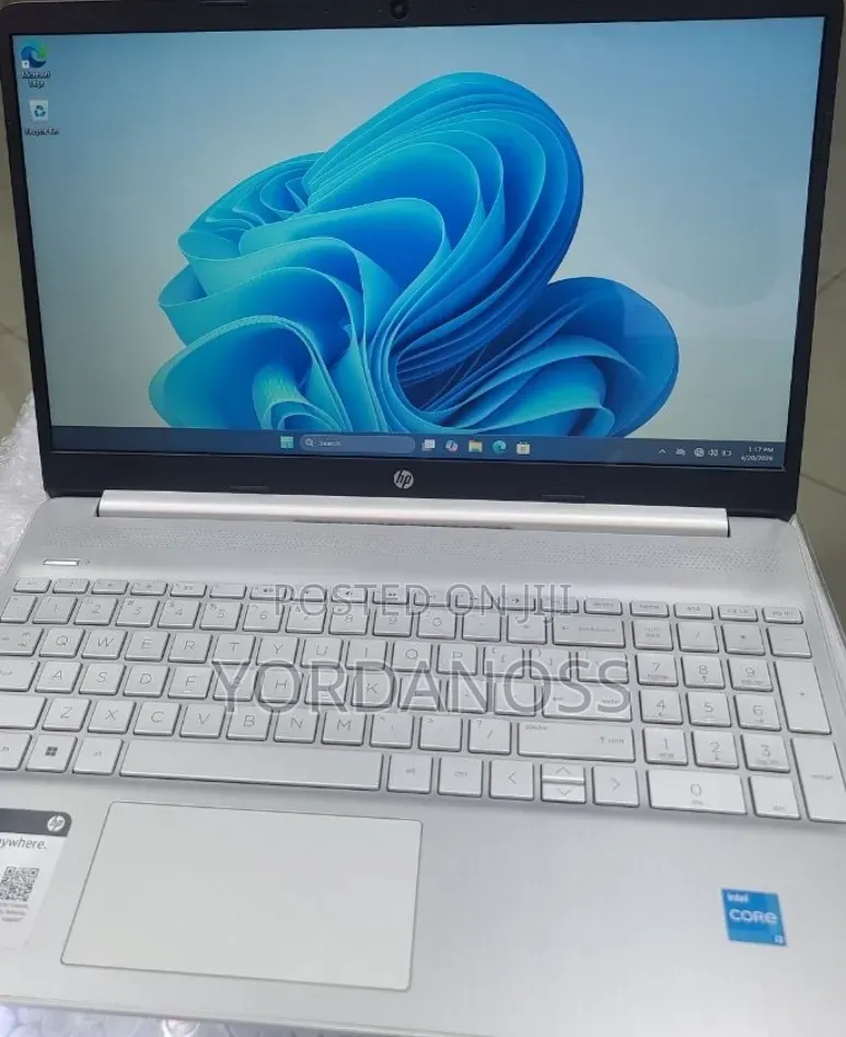 New Laptop HP Stream Notebook 8GB Intel Core i3 SSD 256GB