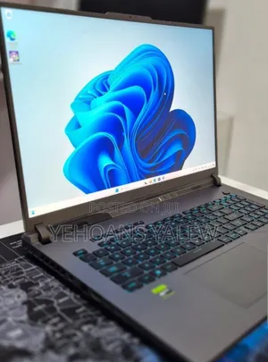 New Laptop Asus ROG Strix G731G 32GB Intel Core i9 SSD 2T
