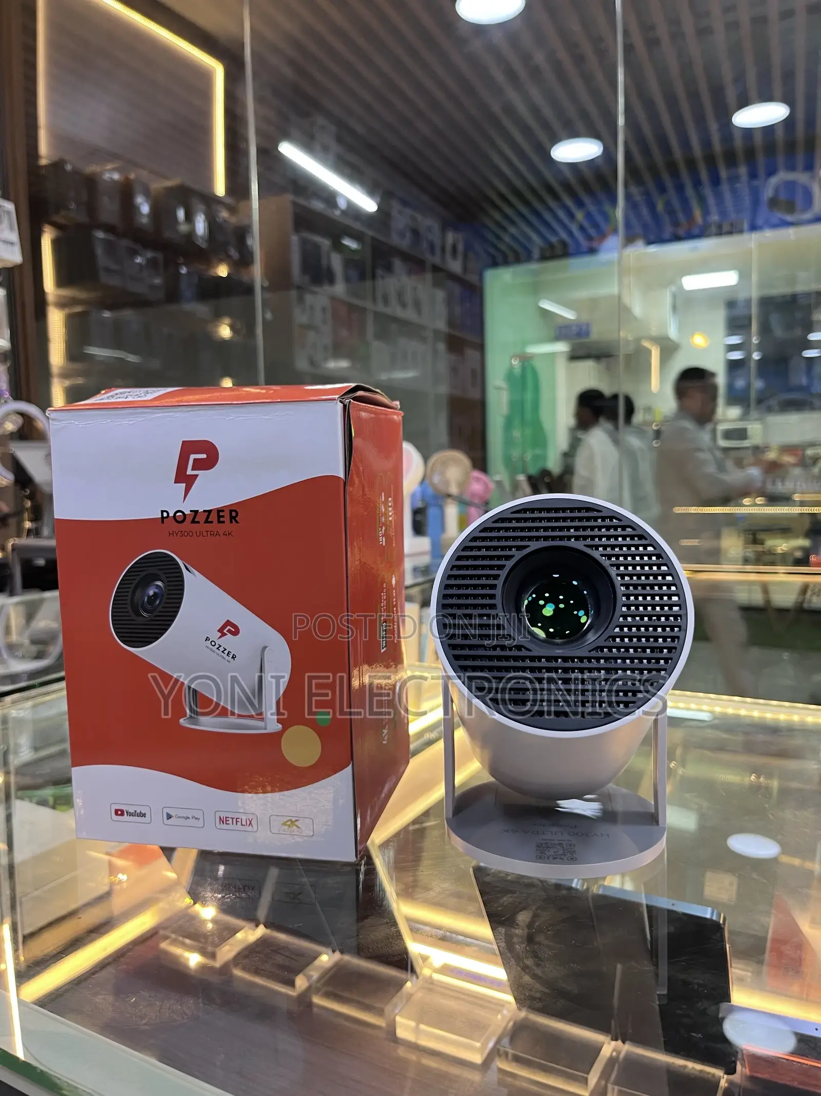 Pozzer Hy300 Ultra Smart Portable Projector