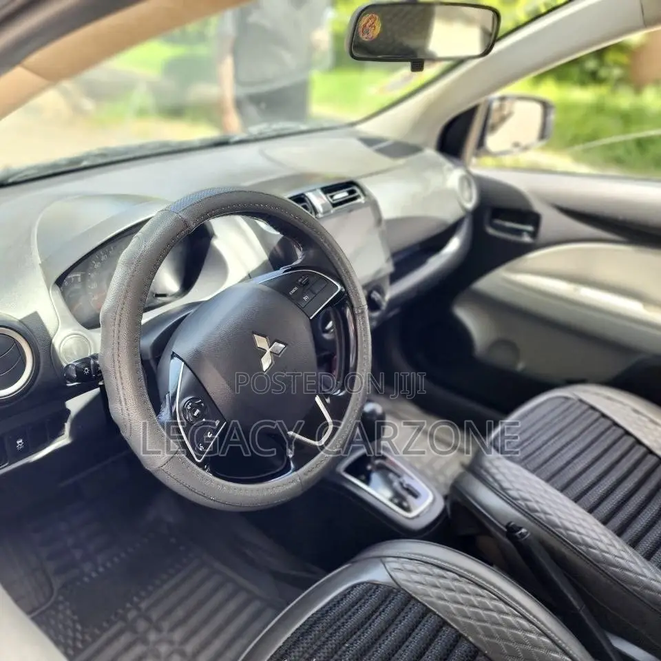 Mitsubishi Attrage 2022 Brown